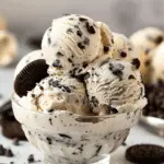 No-Churn Cookies and Cream Ice Cream